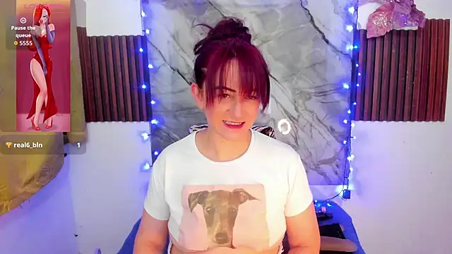 Snapshot of Hannaa32 chatting on 01/15/26, 08:41 Hannaa32 online show from 01/15/26, 08:41