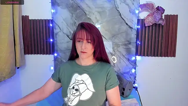 Snapshot of Hannaa32 chatting on 03/23/26, 09:13 Hannaa32 online show from 03/23/26, 09:13