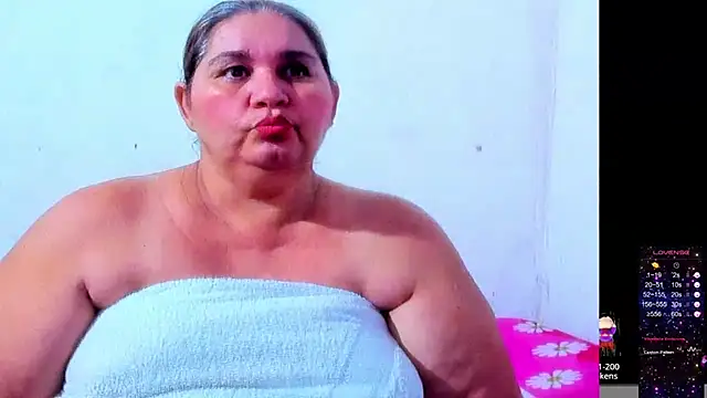 Snapshot of BBW_Michelle chatting on 11/04/25, 03:16 BBW Michelle online show from 11/04/25, 03:16