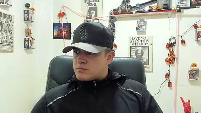 ney 22 online show from 10/28/25, 01:20