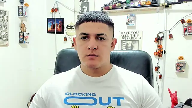 ney 22 online show from 10/31/25, 05:19