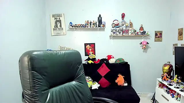 Snapshot of ney_22 chatting on 06/26/26, 01:37 ney 22 online show from 06/26/26, 01:37