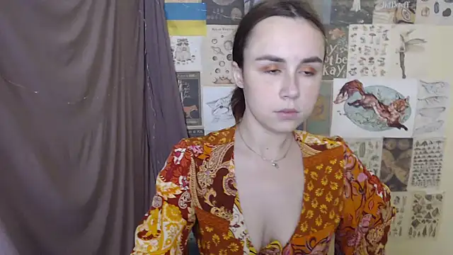 VeryVeryVeryShy  online show from 11/23/25, 11:21