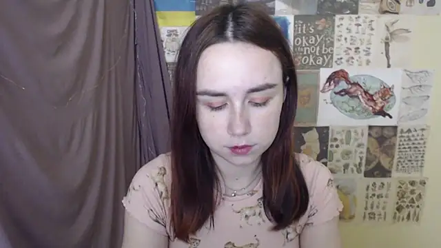 VeryVeryVeryShy  online show from 12/05/25, 08:23