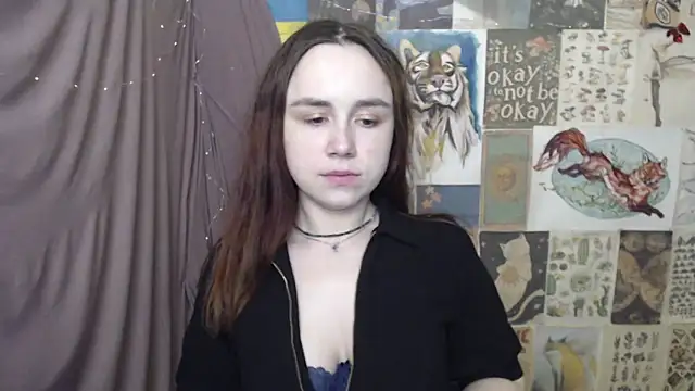 Snapshot of VeryVeryVeryShy_ chatting on 03/11/26, 06:30 VeryVeryVeryShy online show from 03/11/26, 06:30