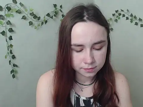 Snapshot of VeryVeryVeryShy_ chatting on 03/20/26, 06:51 VeryVeryVeryShy online show from 03/20/26, 06:51