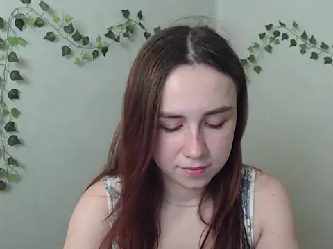 Snapshot of VeryVeryVeryShy_ chatting on 03/27/26, 06:41 VeryVeryVeryShy online show from 03/27/26, 06:41