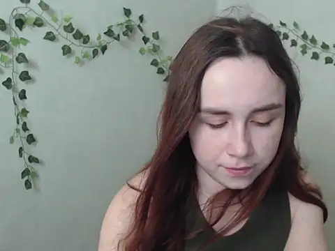 Snapshot of VeryVeryVeryShy_ chatting on 03/30/26, 05:41 VeryVeryVeryShy online show from 03/30/26, 05:41