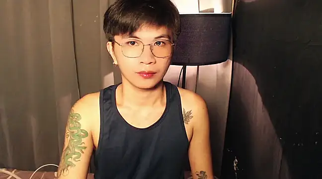 Snapshot of Sexy_Handsome_Drex chatting on 02/24/25, 09:21 Sexy Handsome Drex online show from 02/24/25, 09:21