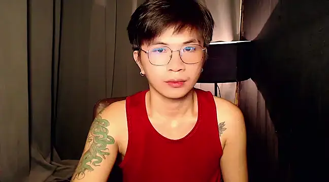 Snapshot of Sexy_Handsome_Drex chatting on 03/10/25, 08:37 Sexy Handsome Drex online show from 03/10/25, 08:37