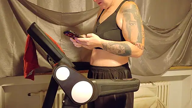 Snapshot of wetgerman_2 chatting on 11/05/25, 05:07 wetgerman 2 online show from 11/05/25, 05:07