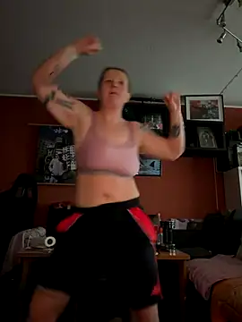 Snapshot of wetgerman_2 chatting on 12/04/25, 12:14 wetgerman 2 online show from 12/04/25, 12:14