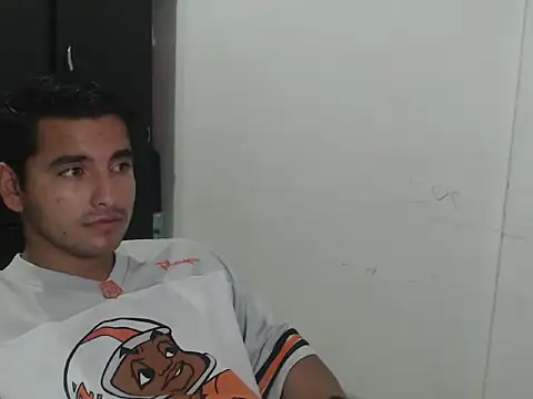 kylian 07 online show from 11/10/25, 02:10