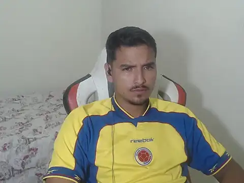 kylian 07 online show from 04/17/26, 02:47