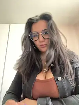 Snapshot of SWEETLILY18 chatting on 01/25/25, 02:47 SWEETLILY18 online show from 01/25/25, 02:47