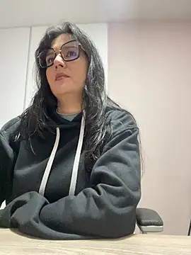 Snapshot of SWEETLILY18 chatting on 02/12/25, 11:07 SWEETLILY18 online show from 02/12/25, 11:07