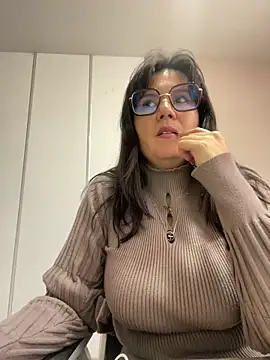 Snapshot of SWEETLILY18 chatting on 02/21/25, 02:16 SWEETLILY18 online show from 02/21/25, 02:16