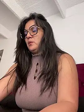 Snapshot of SWEETLILY18 chatting on 02/21/25, 09:11 SWEETLILY18 online show from 02/21/25, 09:11