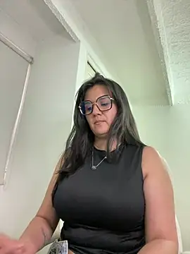 Snapshot of SWEETLILY18 chatting on 02/25/25, 10:07 SWEETLILY18 online show from 02/25/25, 10:07