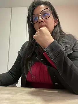 Snapshot of SWEETLILY18 chatting on 03/22/25, 03:31 SWEETLILY18 online show from 03/22/25, 03:31