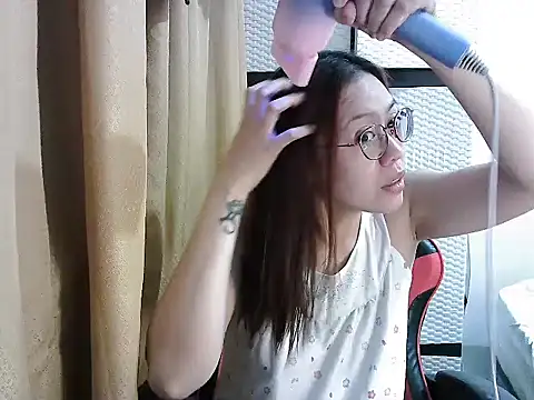 crizzybel online show from 10/13/25, 07:03