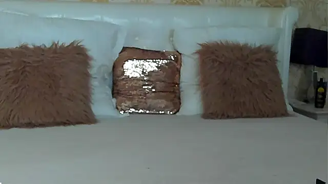 Snapshot of GiannaElliss chatting on 12/18/24, 04:20 GiannaElliss online show from 12/18/24, 04:20