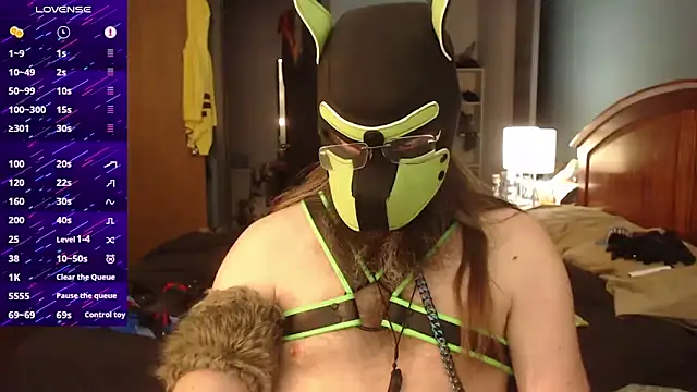 kinkywolf429 online show from 10/28/25, 05:59