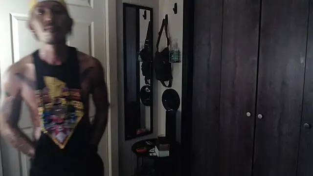 Snapshot of inc25cb@xh chatting on 12/10/24, 05:07 inc25cbxh online show from 12/10/24, 05:07