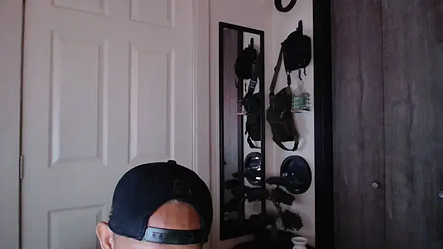 Snapshot of inc25cb@xh chatting on 01/23/25, 04:09 inc25cbxh online show from 01/23/25, 04:09