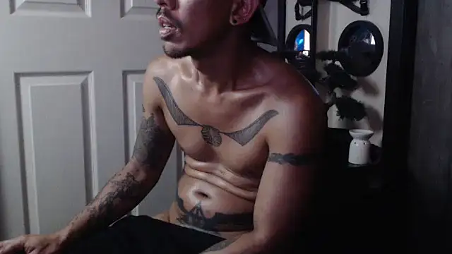 Snapshot of inc25cb@xh chatting on 02/01/25, 07:36 inc25cbxh online show from 02/01/25, 07:36