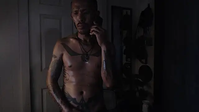 Snapshot of inc25cb@xh chatting on 02/24/25, 03:20 inc25cbxh online show from 02/24/25, 03:20