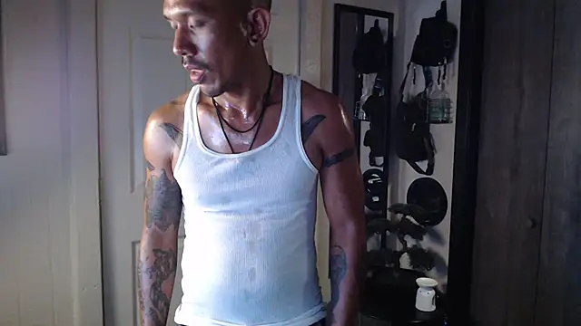 Snapshot of inc25cb@xh chatting on 03/15/25, 04:13 inc25cbxh online show from 03/15/25, 04:13