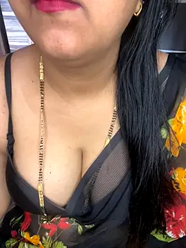 Zoya Varma004 online show from 11/18/25, 06:07