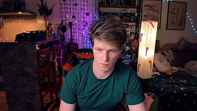 Breston Sweet online show from 12/18/24, 08:14