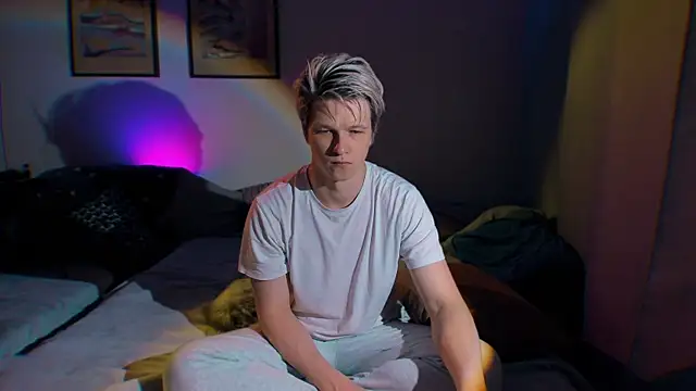 Breston Sweet online show from 09/15/25, 06:08