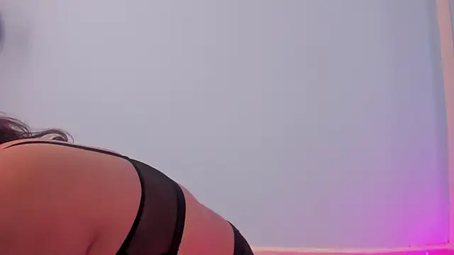 Snapshot of isa_kiss chatting on 03/01/25, 12:34 isa kiss online show from 03/01/25, 12:34