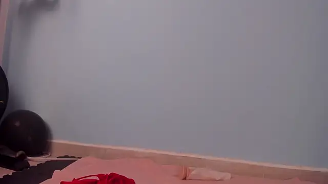 Snapshot of isa_kiss chatting on 03/01/25, 06:43 isa kiss online show from 03/01/25, 06:43