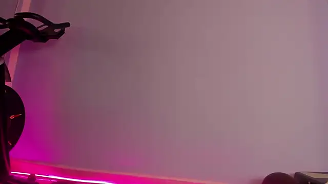 Snapshot of isa_kiss chatting on 03/04/25, 12:22 isa kiss online show from 03/04/25, 12:22