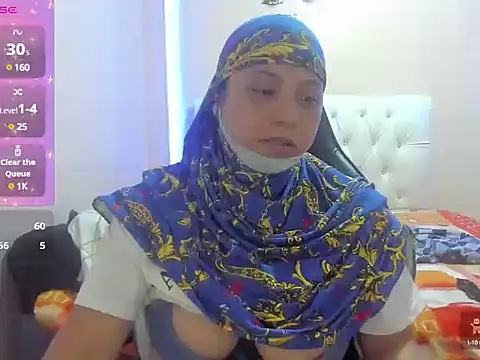 Leylafourniert online show from 01/12/25, 08:25