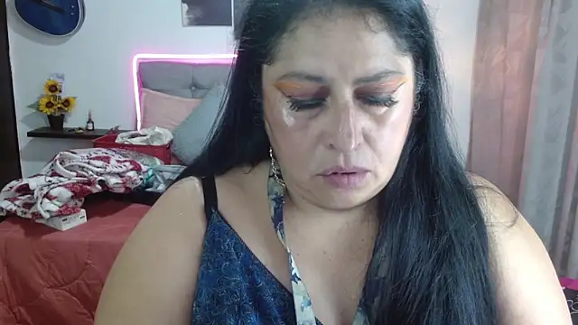 Snapshot of Keyla01_ chatting on 06/16/26, 06:54 Keyla01 online show from 06/16/26, 06:54