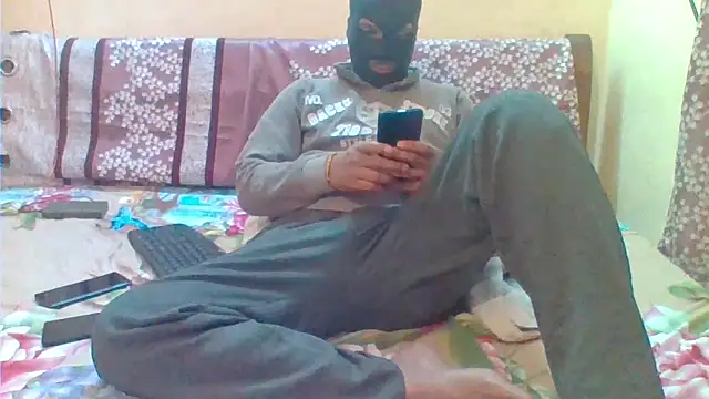 Snapshot of Nikki_Nikku chatting on 01/27/25, 03:18 Nikki Nikku online show from 01/27/25, 03:18