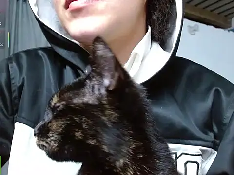 Snapshot of Olivia_Bright chatting on 02/11/26, 11:32 Olivia Bright online show from 02/11/26, 11:32