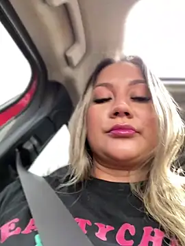 Snapshot of ValeryGrey chatting on 02/24/25, 04:47 ValeryGrey online show from 02/24/25, 04:47