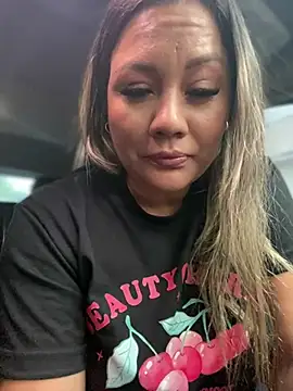 Snapshot of ValeryGrey chatting on 02/24/25, 08:25 ValeryGrey online show from 02/24/25, 08:25