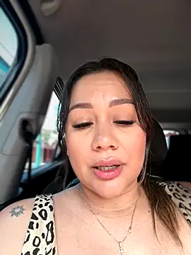 Snapshot of ValeryGrey chatting on 09/25/25, 06:44 ValeryGrey online show from 09/25/25, 06:44