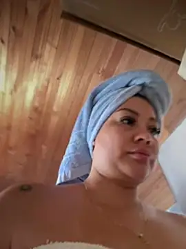 Snapshot of ValeryGrey chatting on 03/13/26, 04:57 ValeryGrey online show from 03/13/26, 04:57