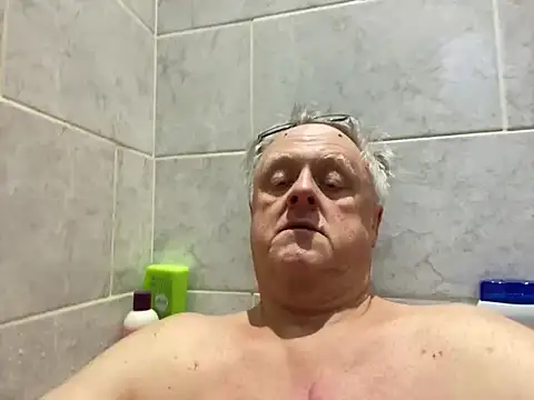 Snapshot of bigbadjon69 chatting on 01/15/25, 01:31 bigbadjon69 online show from 01/15/25, 01:31