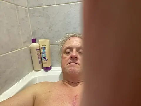 Snapshot of bigbadjon69 chatting on 02/15/25, 01:16 bigbadjon69 online show from 02/15/25, 01:16