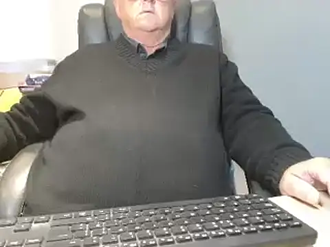 Snapshot of bigbadjon69 chatting on 09/22/25, 02:52 bigbadjon69 online show from 09/22/25, 02:52