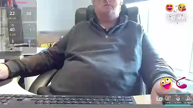 Snapshot of bigbadjon69 chatting on 10/23/25, 02:49 bigbadjon69 online show from 10/23/25, 02:49